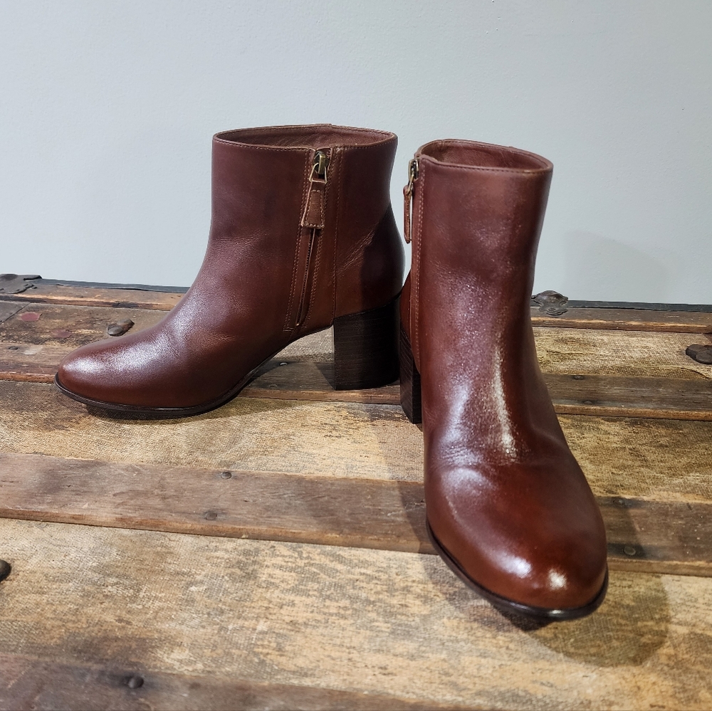 Johnston & Murphy Brown Ankle Boots